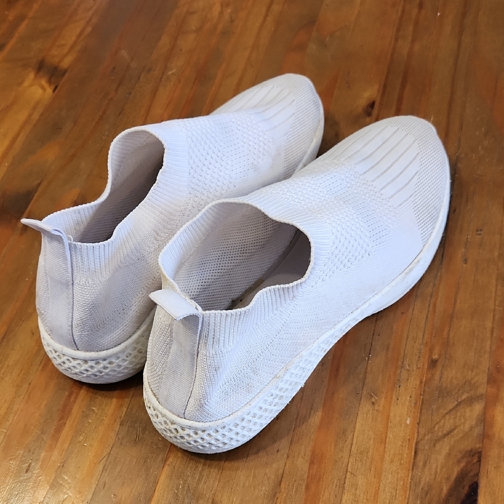Slip-Ons! The Amazing Life Hack You Didn't Know You So Desperately Needed! - Picture 6 of 6